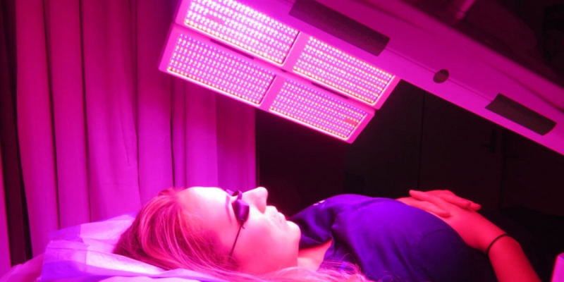 red-light-therapy-900x450_副本